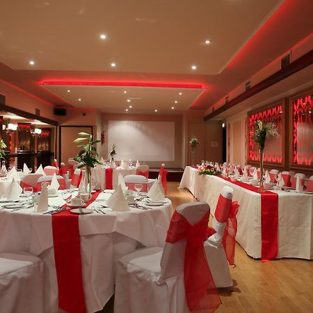 The Carraig Hotel Carrick-on-Suir Dış mekan fotoğraf